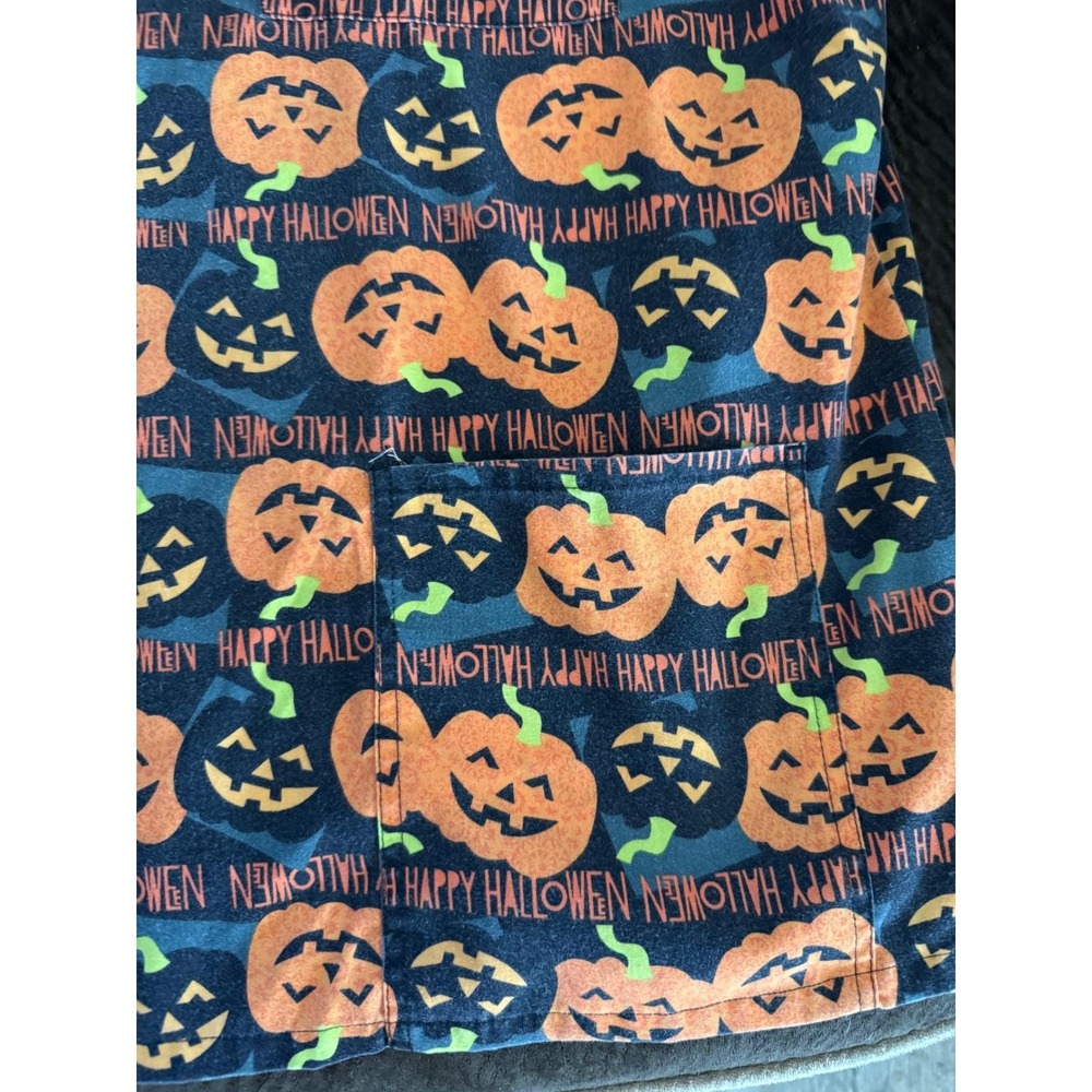 Women's "Happy Halloween" nurses scrub top w/pockets size 2xl | ships next day! - Picture 2 of 4